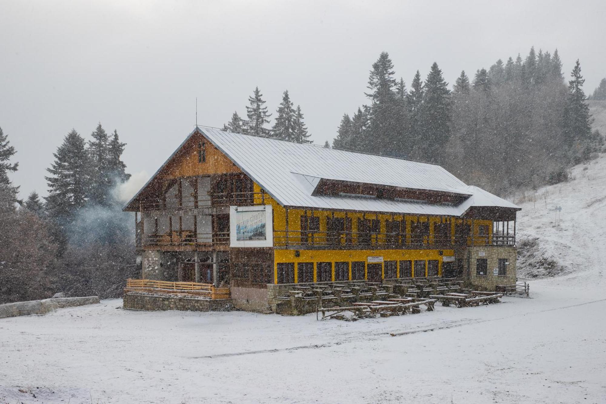 Cabana Girbova Predeal Bagian luar foto